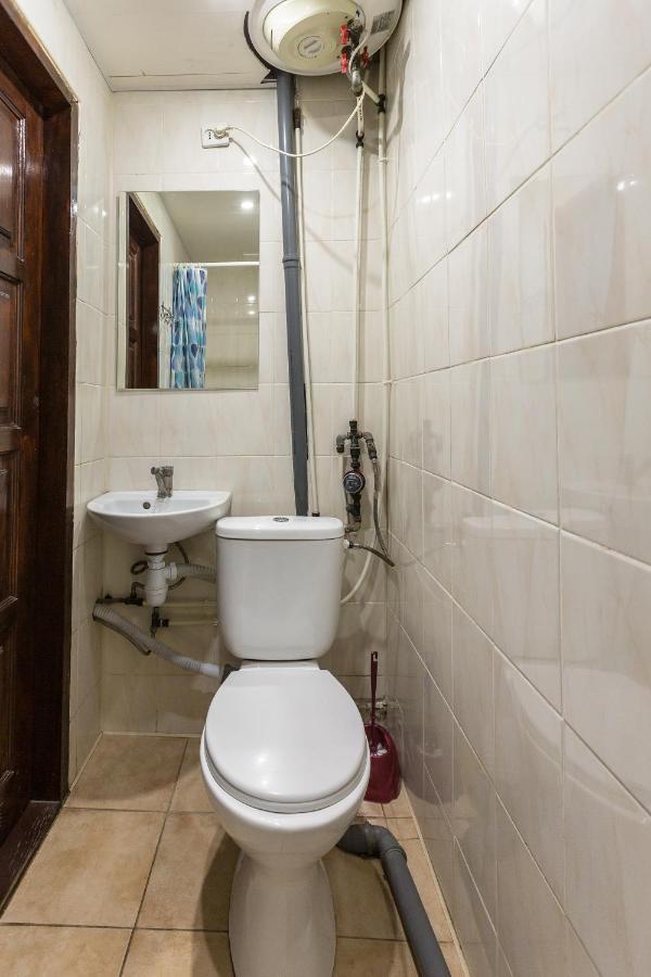 біля готелю жорж подобово вулиця руданського 3 Daire Lviv